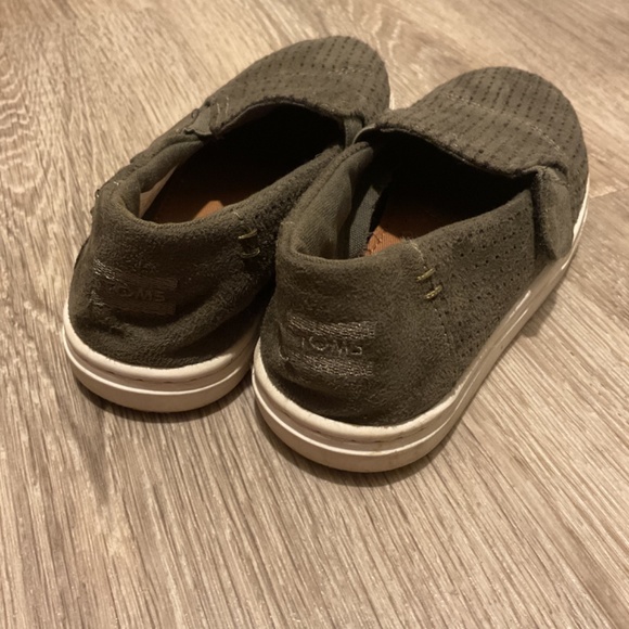 TOMS Kids Luca Shoes Olive Size 11 - Picture 4 of 10